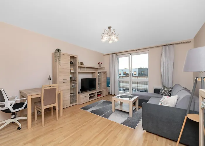 Cozy Corner: With Wifi And Private Balcony Vratislav