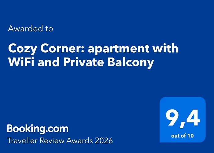 Cozy Corner: With Wifi And Private Balcony Apartmán