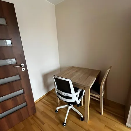 Cozy Corner: With Wifi And Private Balcony