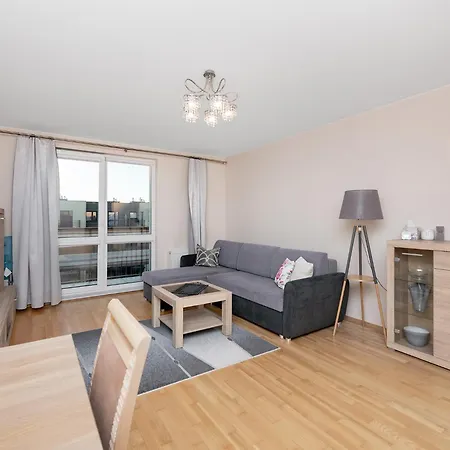 Cozy Corner: With Wifi And Private Balcony Apartament