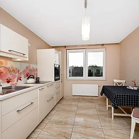 Cozy Corner: With Wifi And Private Balcony Appartamento