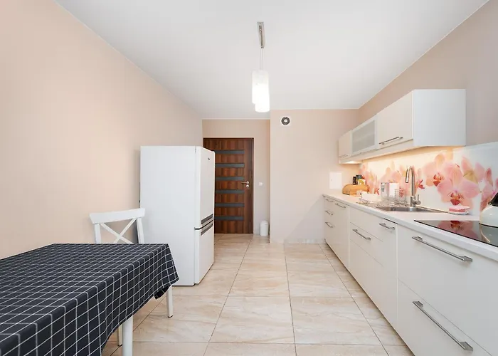 Cozy Corner: With Wifi And Private Balcony *